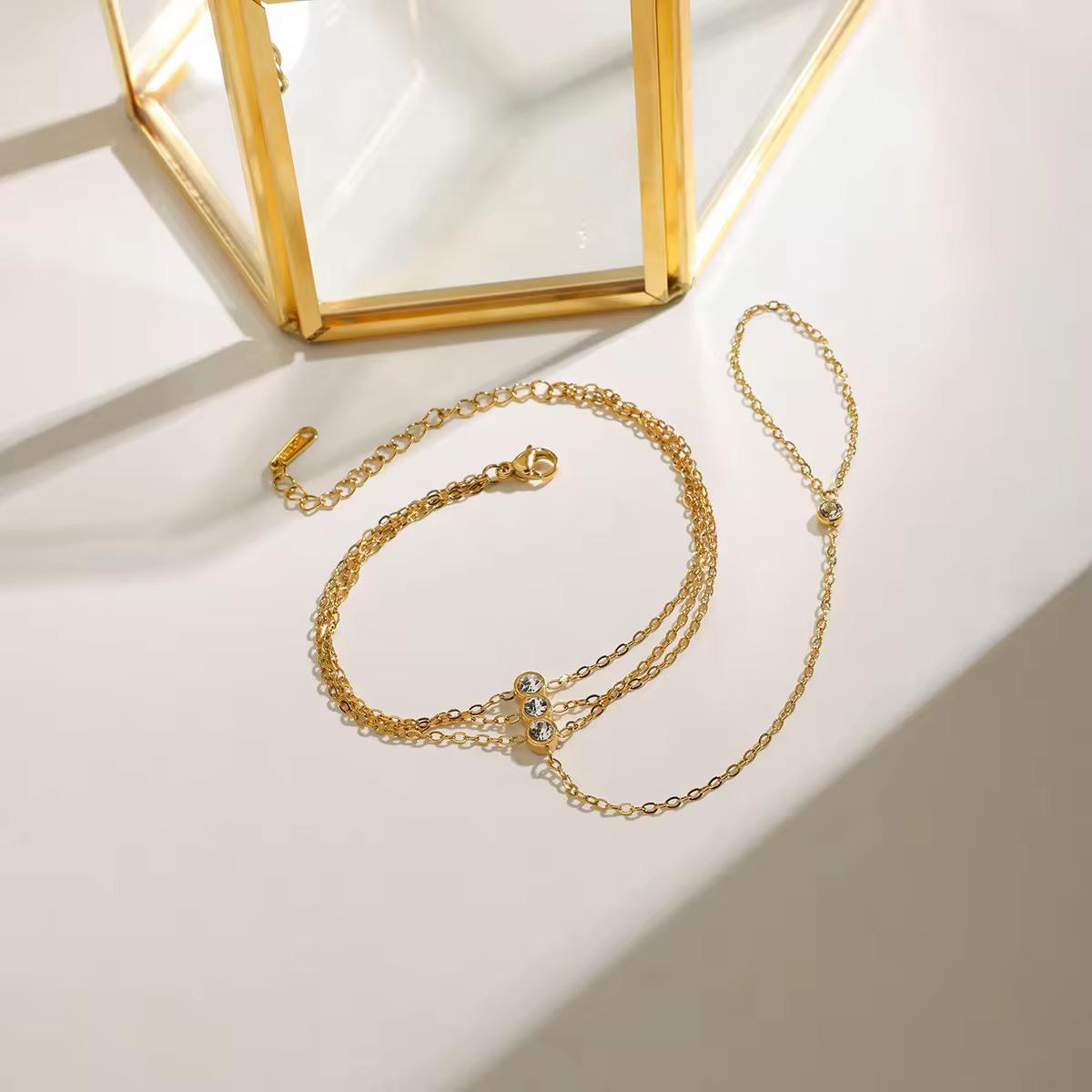 Luna Lattice Hand Chain