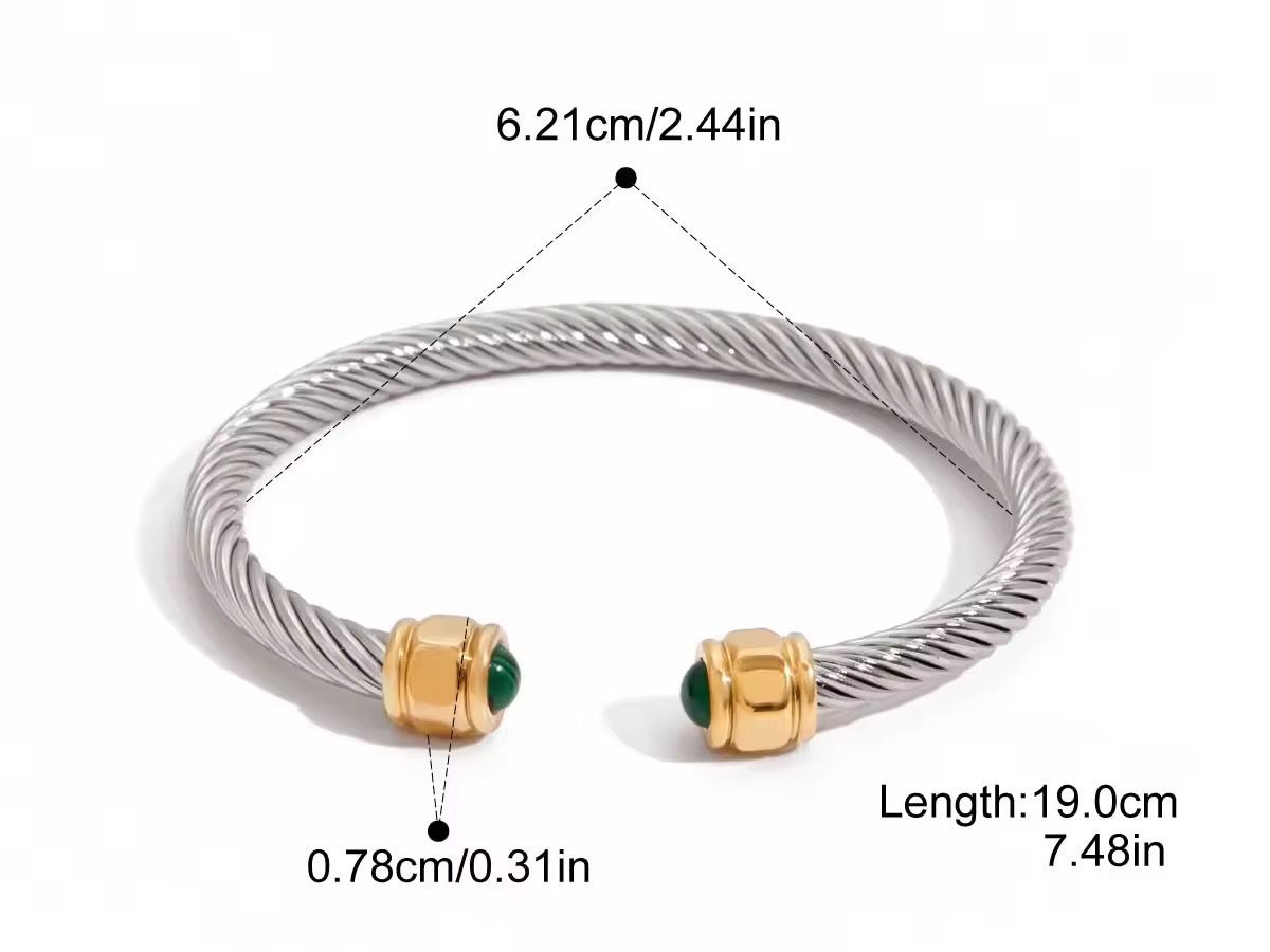 Silver Emerald Loop Bracelet