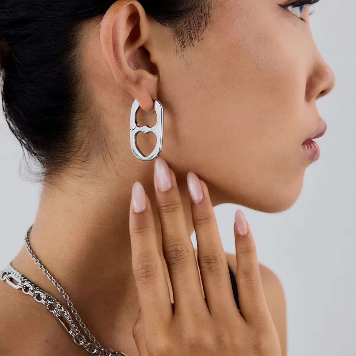 Tab Lock Hoops