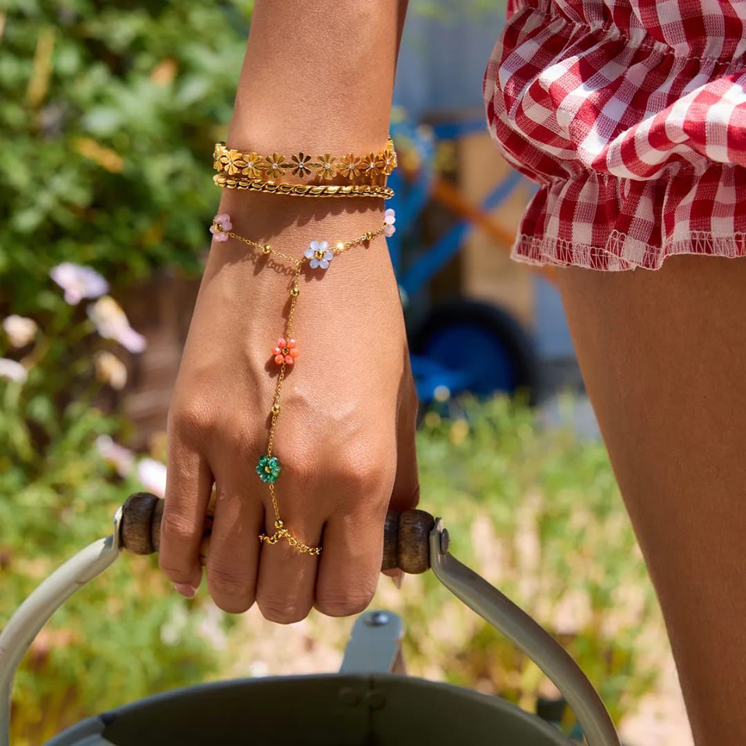 Berry Blast Hand Chain