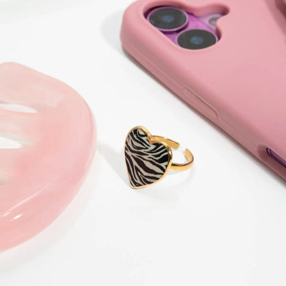 Zebra Ring