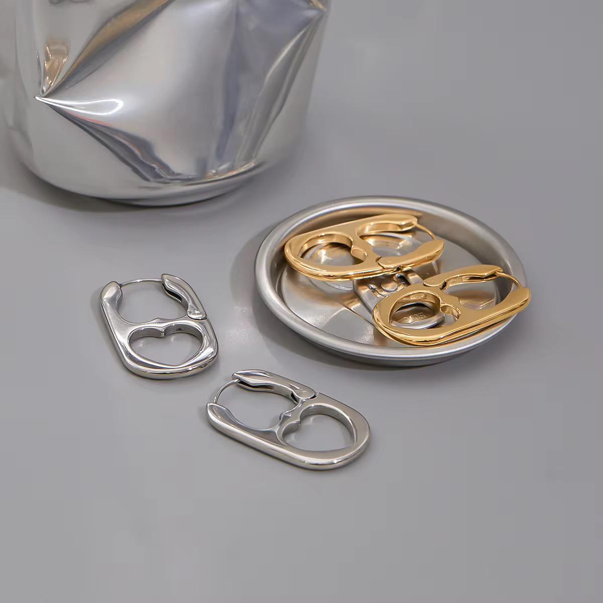 Tab Lock Hoops