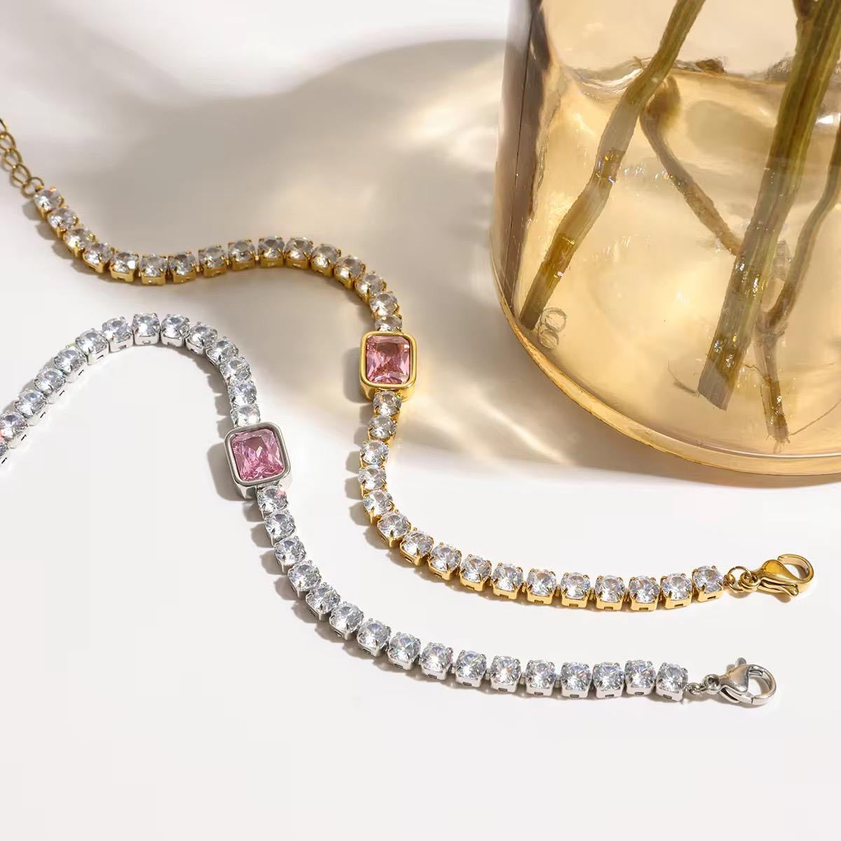 Luxe Solitaire Bracelet