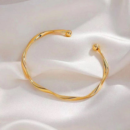Luna Wave Bracelet