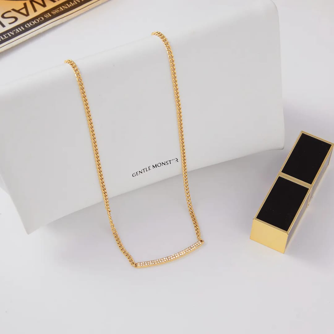 Zora necklace
