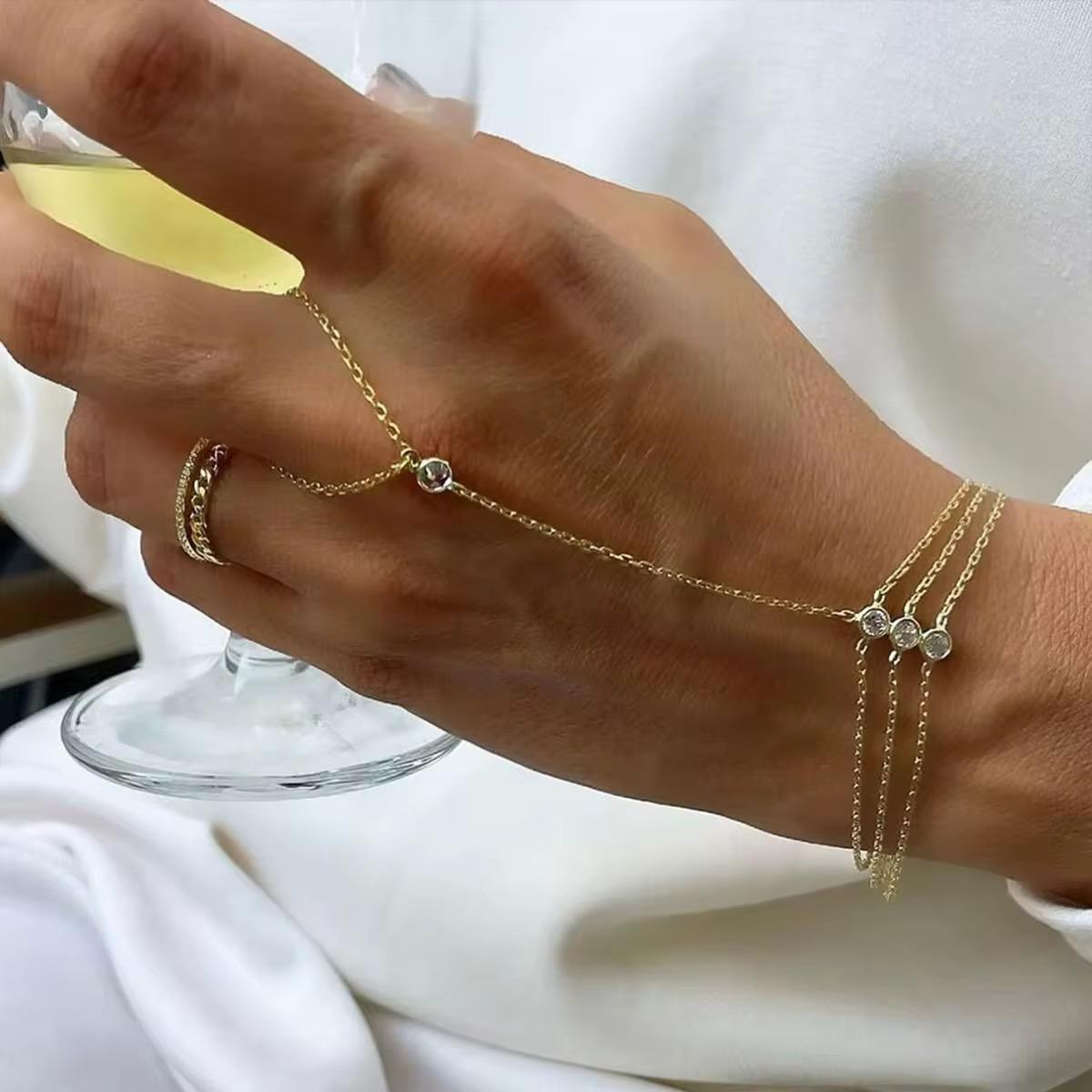 Luna Lattice Hand Chain