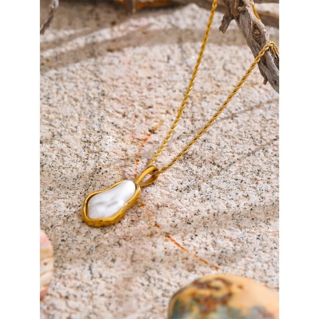 Classic Pearl Drop Necklace