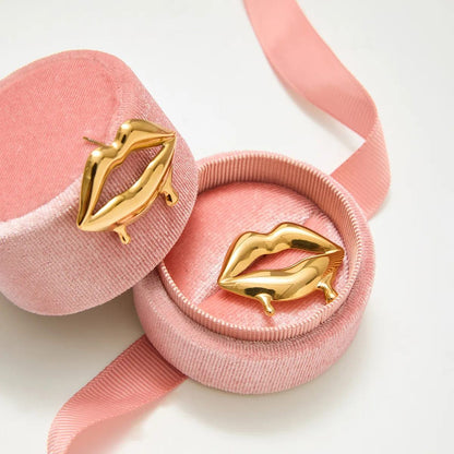 Aureate Lips Earrings