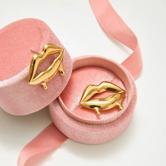 Aureate Lips Earrings