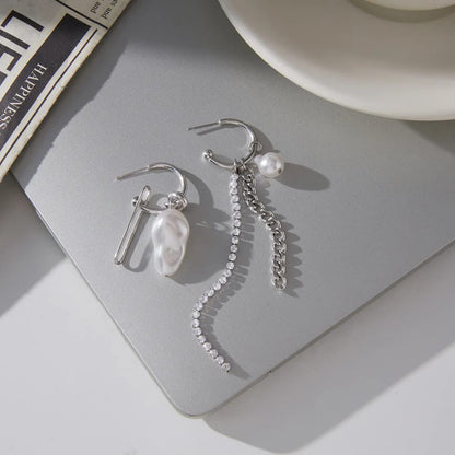 Split Pearl Drip Earrings