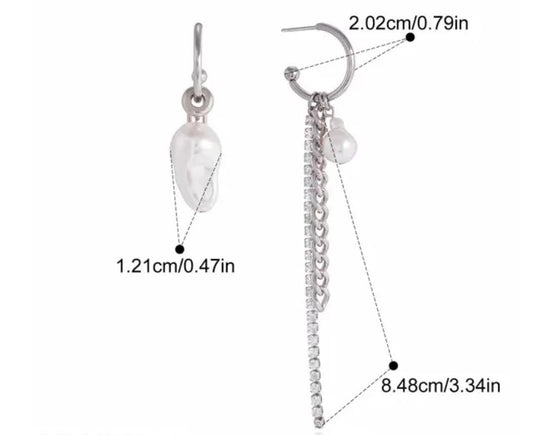 Split Pearl Drip Earrings